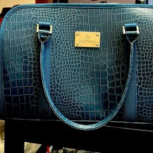 JM New York two way travel cross bag